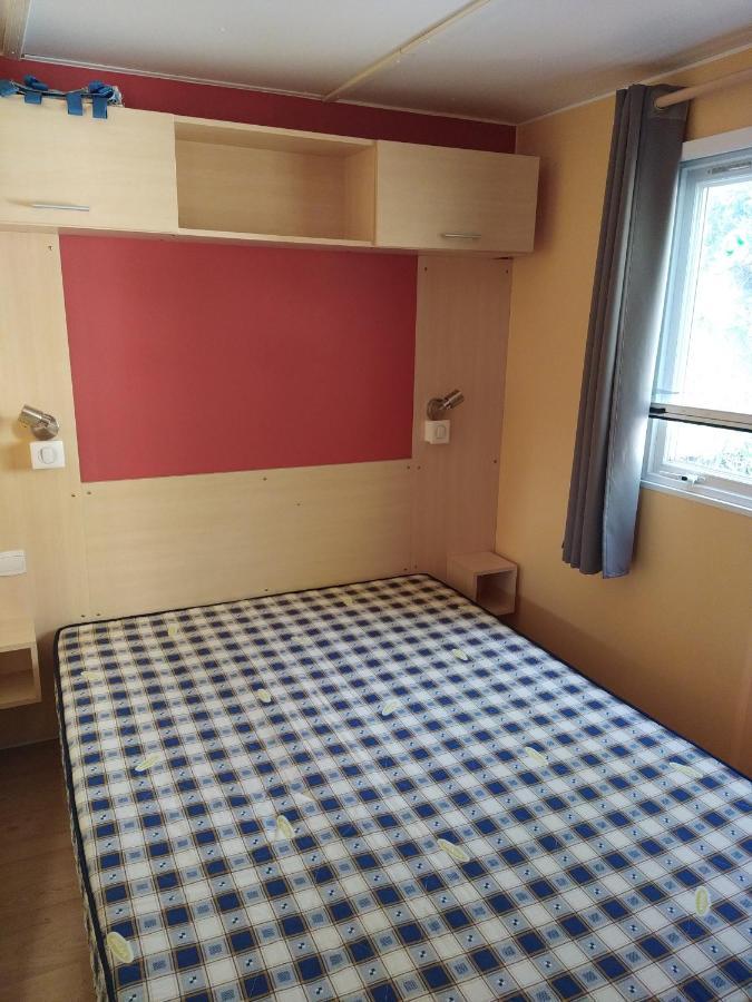 Camping Homair Domaine Des Iscles Mobil-Home Climatise Ла-Рок-д'Антерон Экстерьер фото
